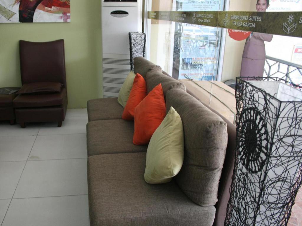 Sampaguita Suites Plaza Garcia Cebu Exterior photo