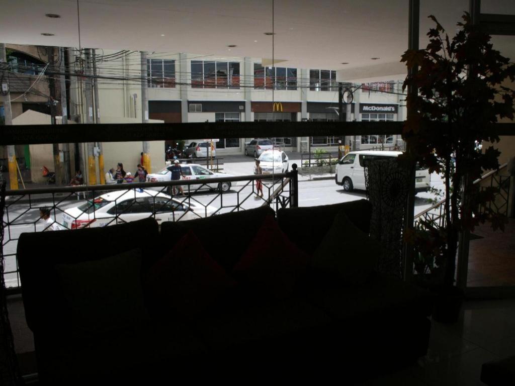 Sampaguita Suites Plaza Garcia Cebu Exterior photo