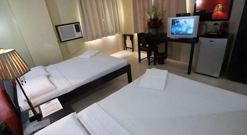 Sampaguita Suites Plaza Garcia Cebu Exterior photo