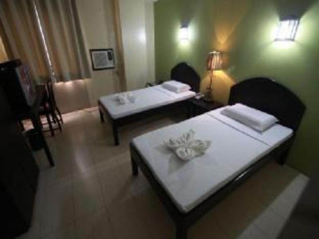 Sampaguita Suites Plaza Garcia Cebu Exterior photo