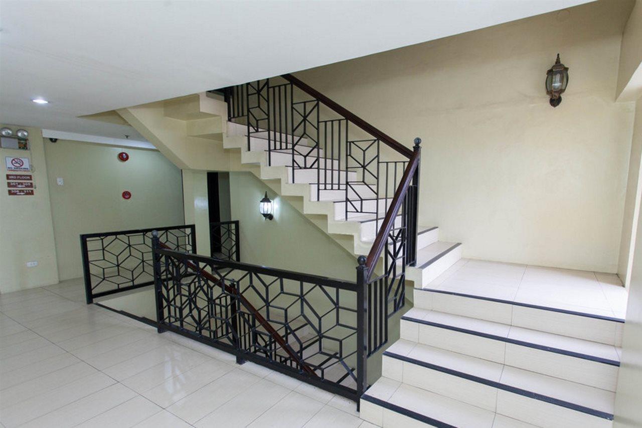 Sampaguita Suites Plaza Garcia Cebu Exterior photo